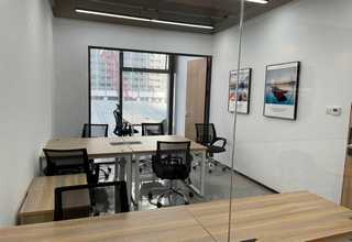 甘肃四辊液压卷板机报价